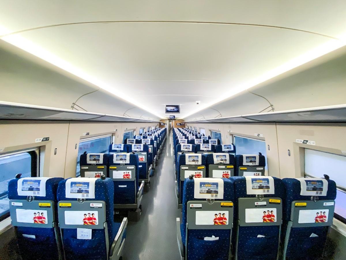 板川超性能集成灶廣告入座廣州局列車！搶占億萬(wàn)級(jí)流量高地！
